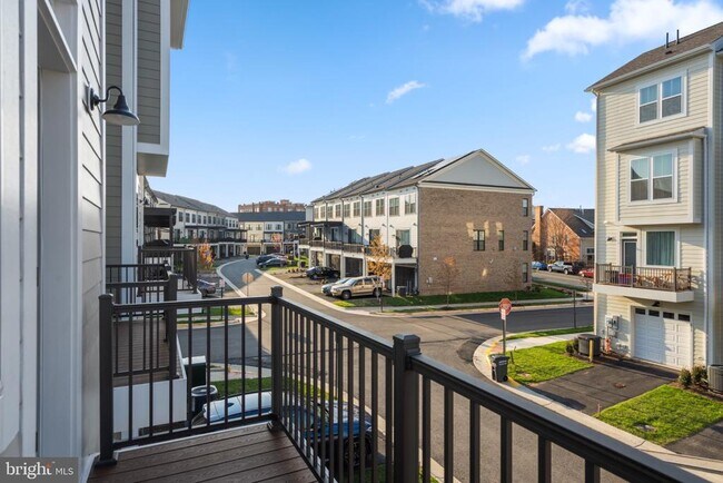 Building Photo - 602 Watermans Dr