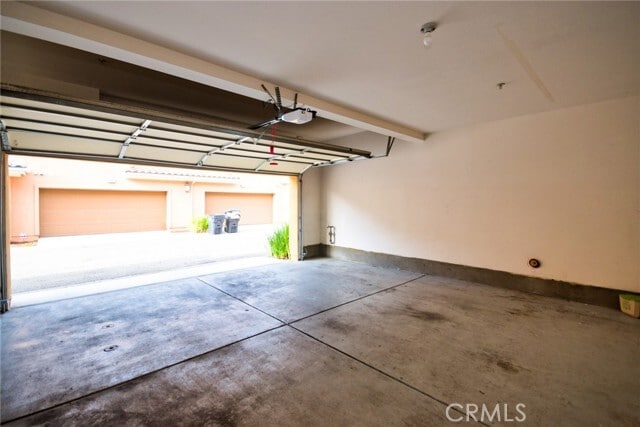 Building Photo - 201 Wild Lilac