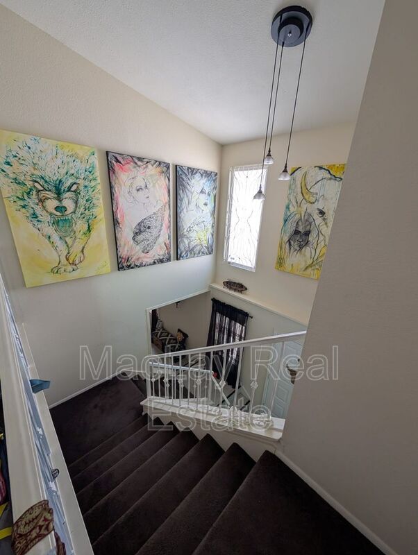 Building Photo - 9223 S 45th Pl