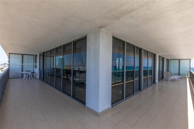 Building Photo - 5875 Collins Ave