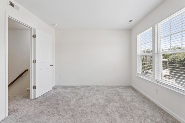 Building Photo - Quarterpath at Williamsburg – Two Primary Suites