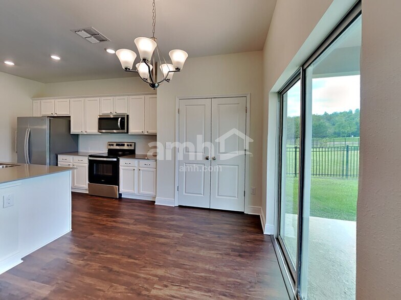 Building Photo - 20379 Calla Lily Dr