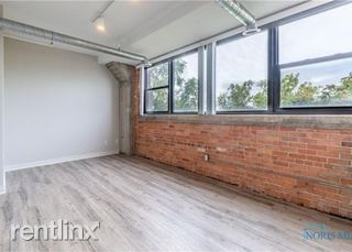 Building Photo - 1 br, 2 bath House - 110 Ottawa St Apt 3C