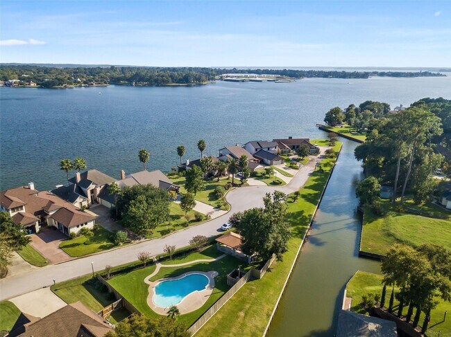 Primary Photo - 12959 N Puffin Ln