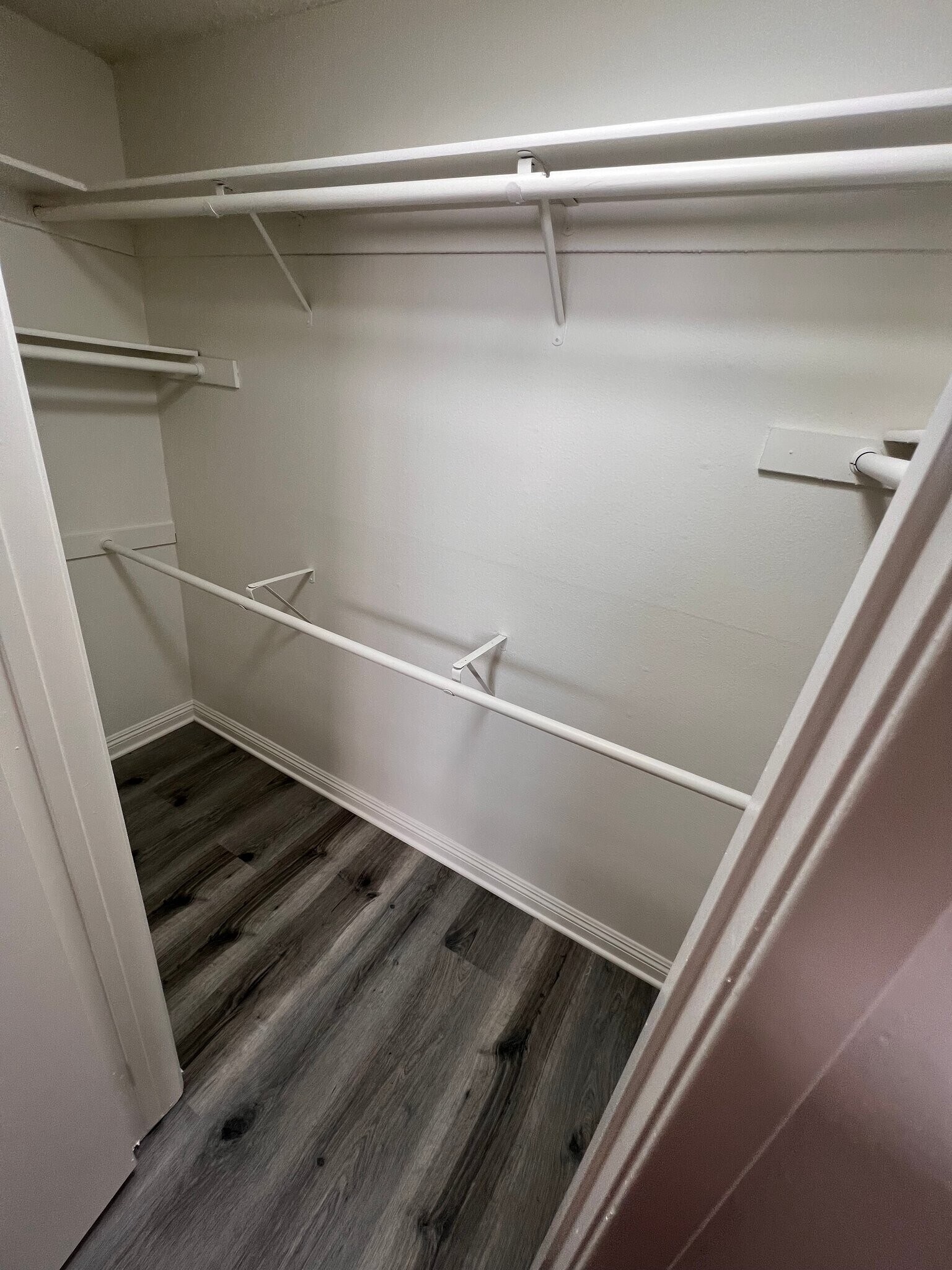 Building Photo - 4648 Fulton Ave