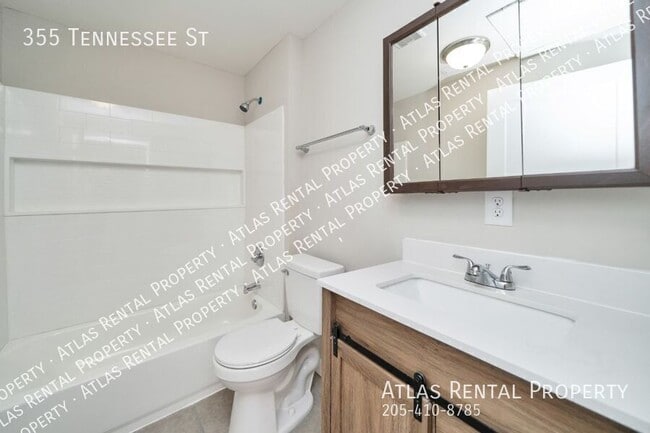 Building Photo - 355 Tennessee St