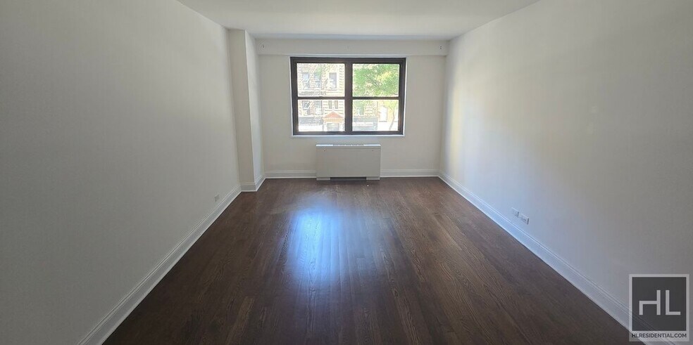 Building Photo - 3rd Ave & E 16th St. Modern 1-Bedroom Apt ...
