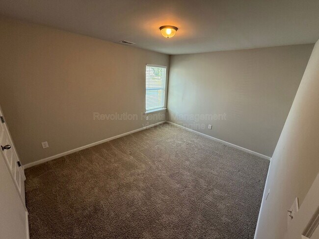 Building Photo - 112 Hunts Ml Cir
