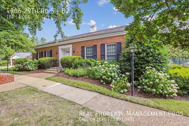 Building Photo - 4906 29th Rd S
