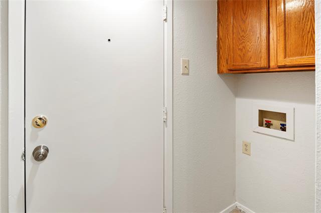 Building Photo - 7591 Tournament Rd