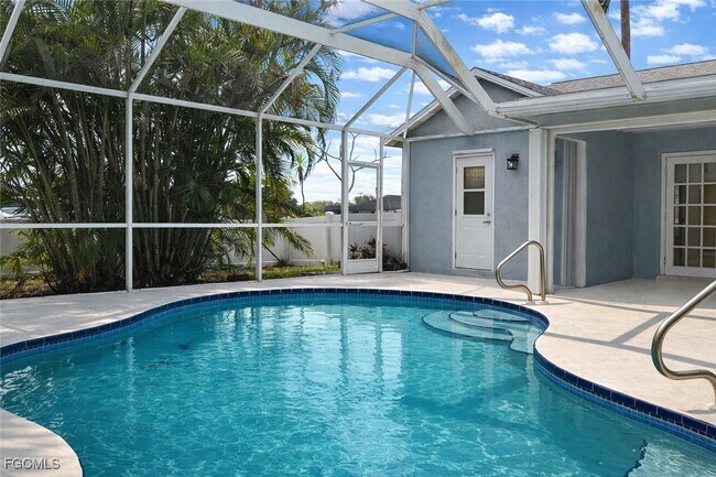 Building Photo - 3107 SW 15th Ave