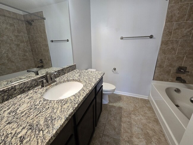 Building Photo - 220 Jenna Lee Cir
