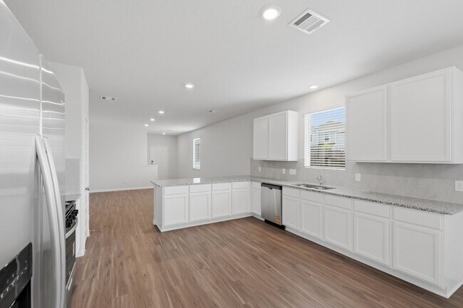 Building Photo - 2405 Bray Head Dr
