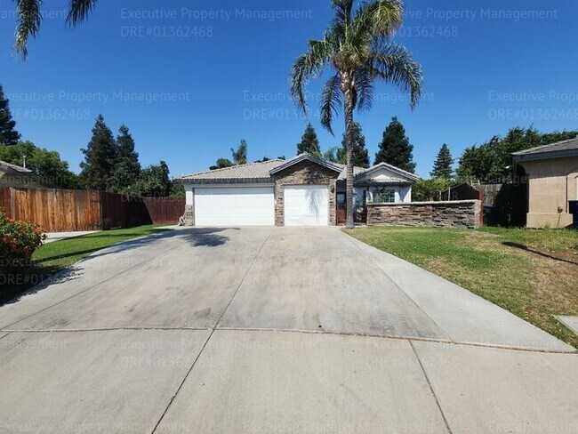 Primary Photo - This house is in a great LOCATION (Callowa...
