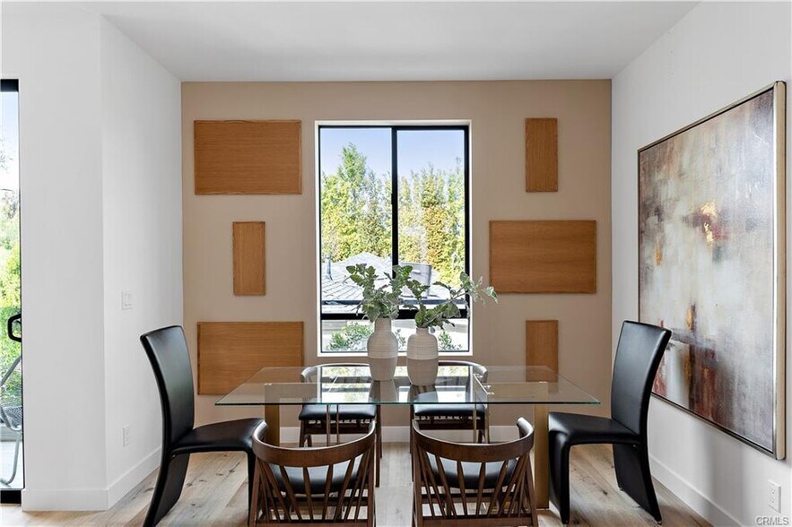 Building Photo - 11860 W Flower Ln