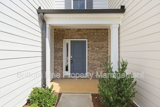 Building Photo - 460 Glen Clova Dr