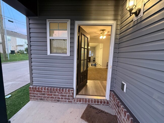 Building Photo - 414 Rick Mccormick Dr