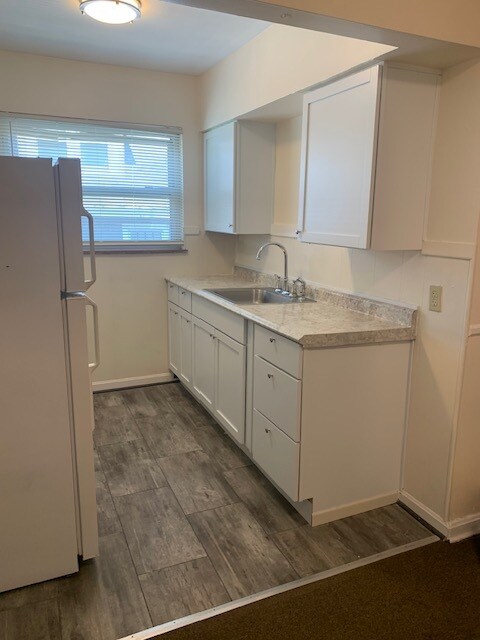 Kitchen - 6734 Montgomery Rd