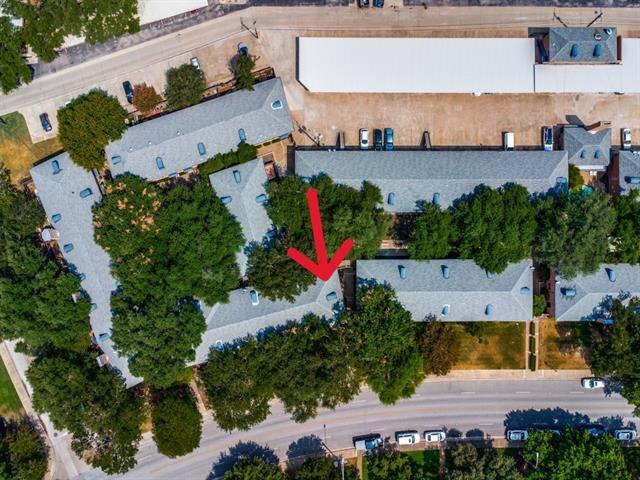 Building Photo - 6011 E University Blvd