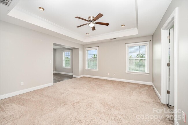 Building Photo - 1361 Rainier Dr