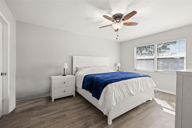 Building Photo - 3267 39th St S