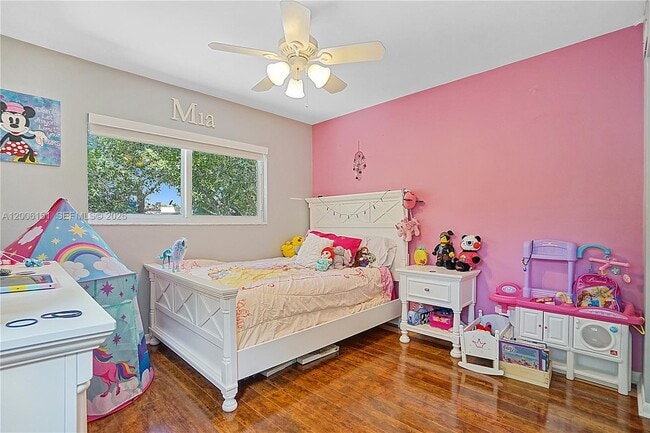 Building Photo - 14330 SW 97th Ln