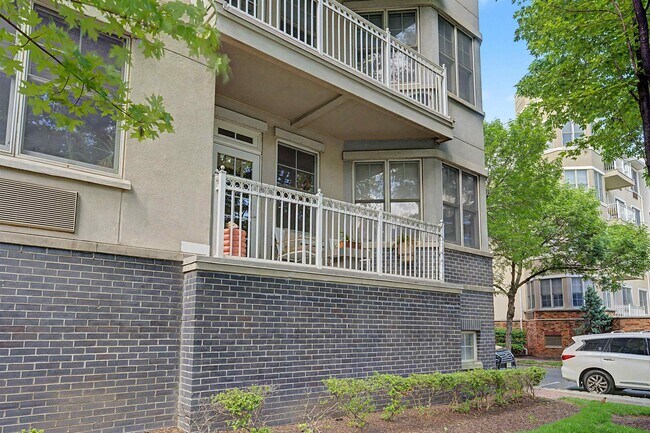 Building Photo - 4 Constellation Pl