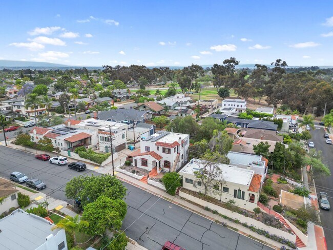 Building Photo - Historic Charm Meets Modern Living – Stunning 5 Bedroom Home on Iconic Myrtle Avenue
