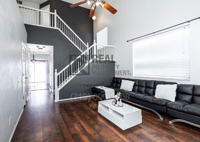 Building Photo - 2214 Cowhand Pl