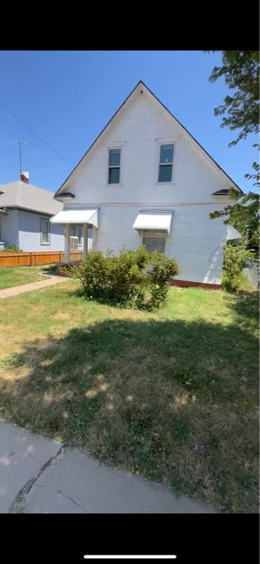 Building Photo - 1410 E Orman Ave