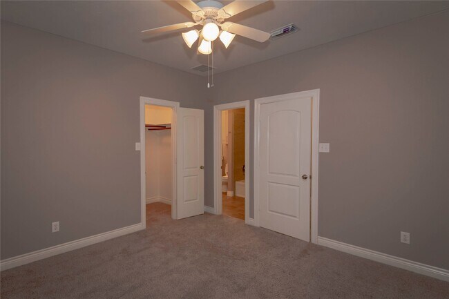 Building Photo - 13715 Cypresswood Crossing Blvd