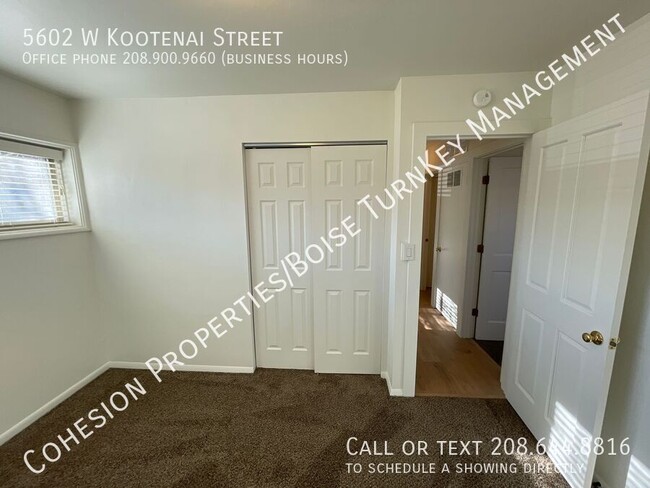 Building Photo - Newly Remodeled 3 Bedroom near Overland Rd!