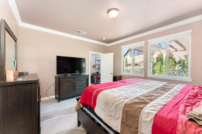 Building Photo - 9363 Wild Lilac Cir