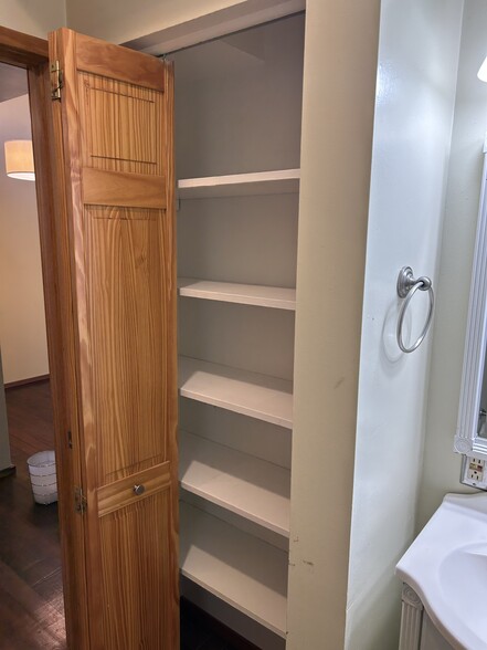 Bathroom floor to ceiling storage - 148 Kathryn Dr