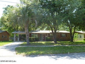 Building Photo - 2490 Woolery Dr