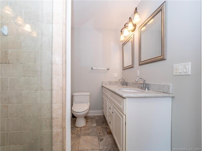 Building Photo - 1023 Black Rock Tpke