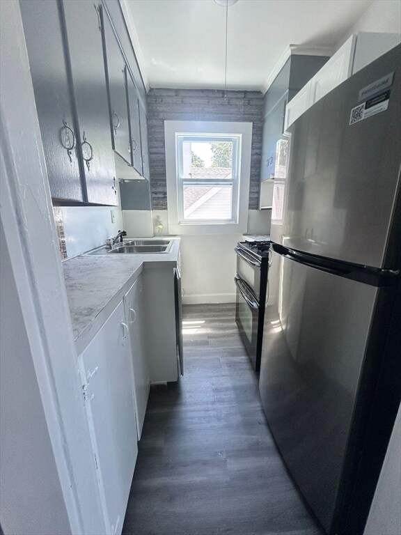 Primary Photo - 76 Covel St