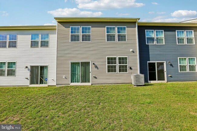 Building Photo - 671 Beadlilly Wy