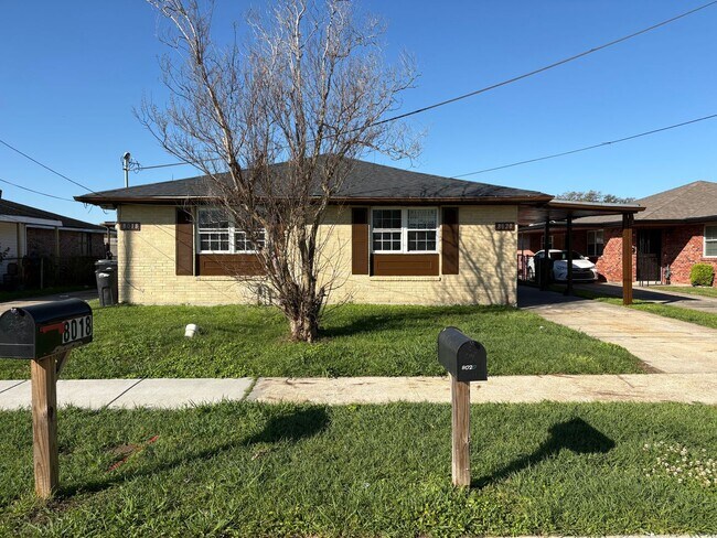 Building Photo - 8018 Gus St