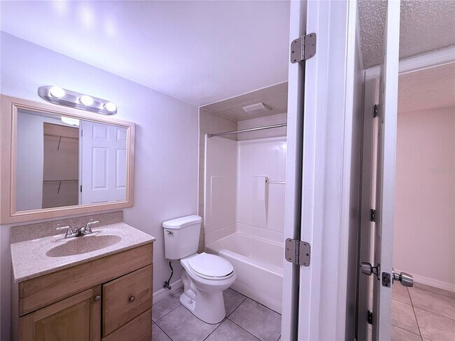 Building Photo - 6332 Newtown Cir