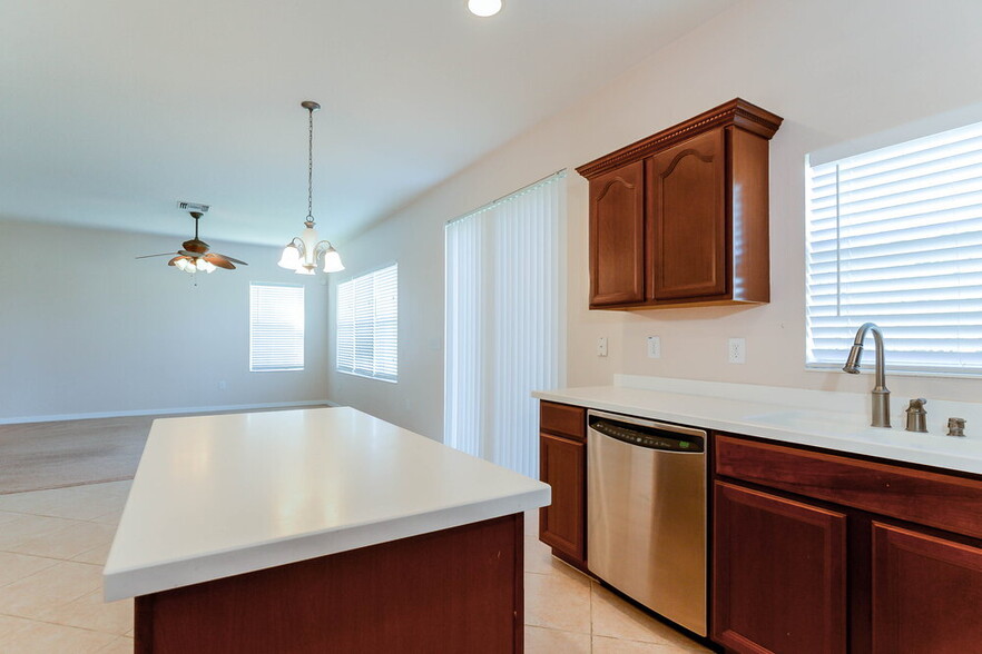 Building Photo - 6355 Desert Peace Ave