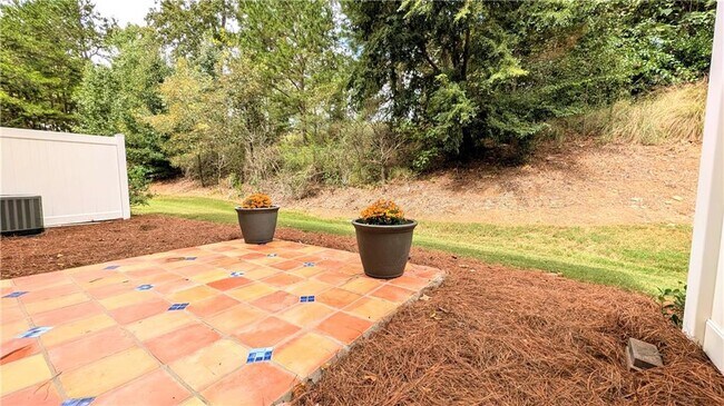 Building Photo - 521 Windstone Trail
