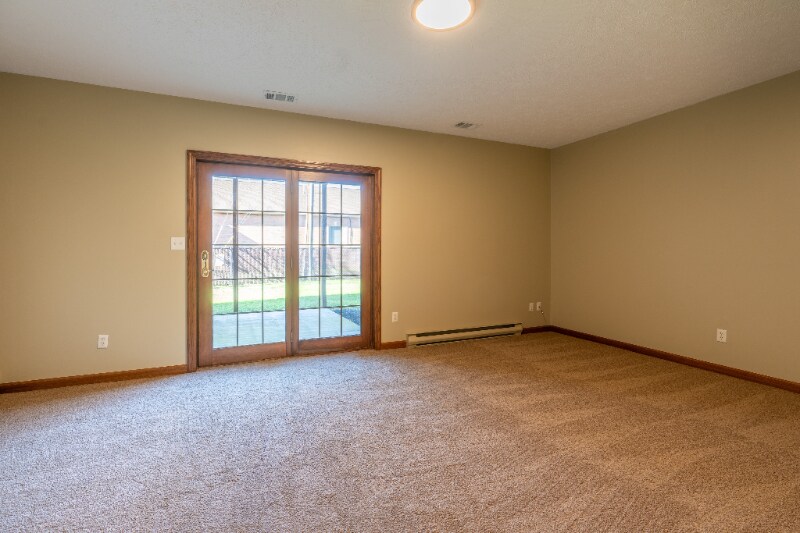 Building Photo - 3002 5th Ave