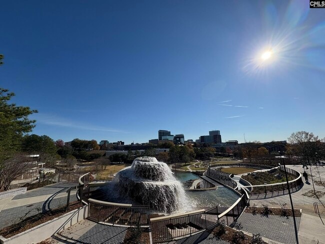 Building Photo - 1625 Gadsden St