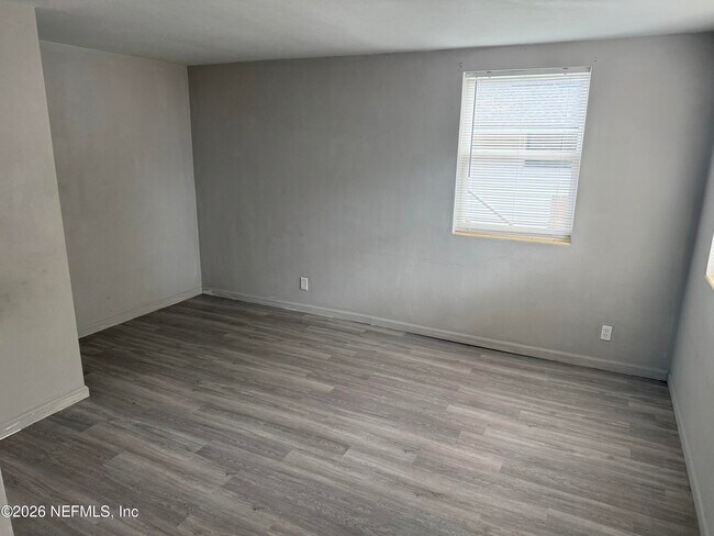 Building Photo - 5659 Ansley St