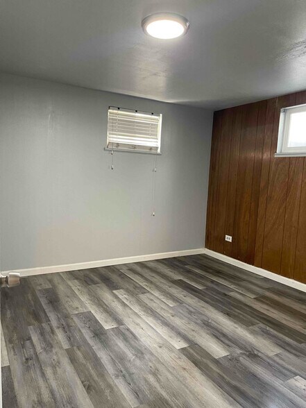 Building Photo - 6568 W Colorado Dr