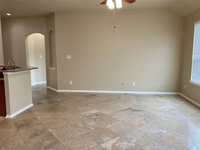Building Photo - 2822 Chalet Knolls Ln
