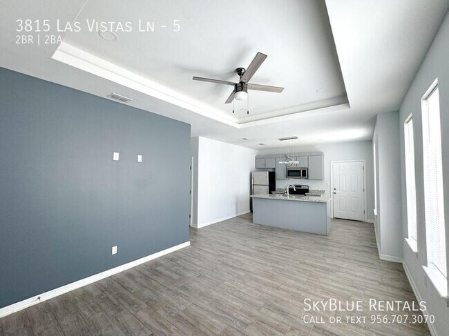 Building Photo - 3815 Las Vistas Ln