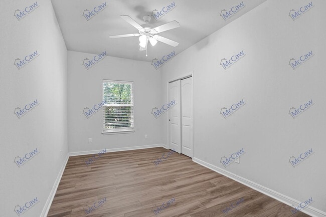 Building Photo - 5504 Wellesley Ave