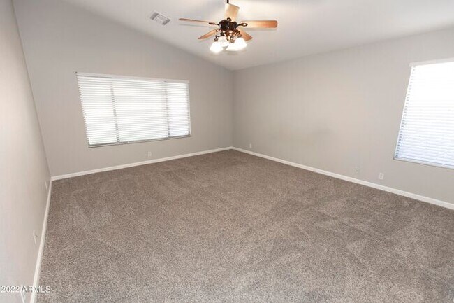 Building Photo - Remodeled Ahwatukee 4br